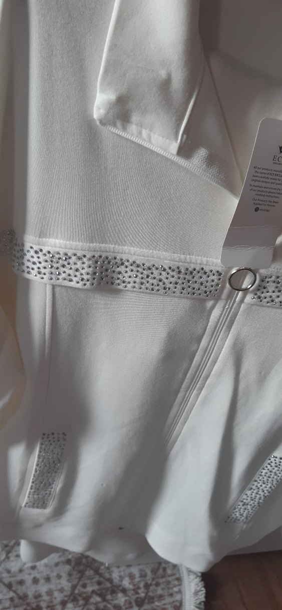 ECE TRKO Beyaz etekli takım - Görsel 3