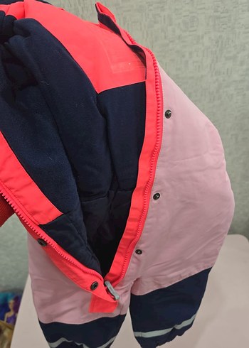 Kız Bebek Pembe Kapüşonlu Kayak Tulumu - Görsel 2