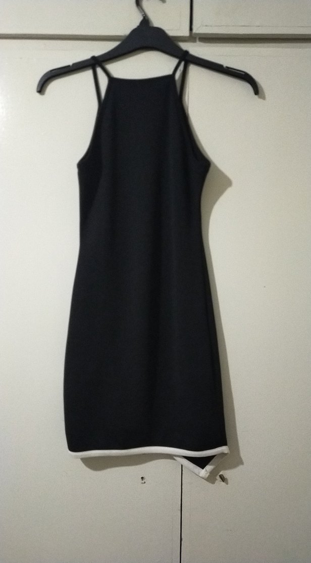 Siyah Kısa Elbise - Görsel 2