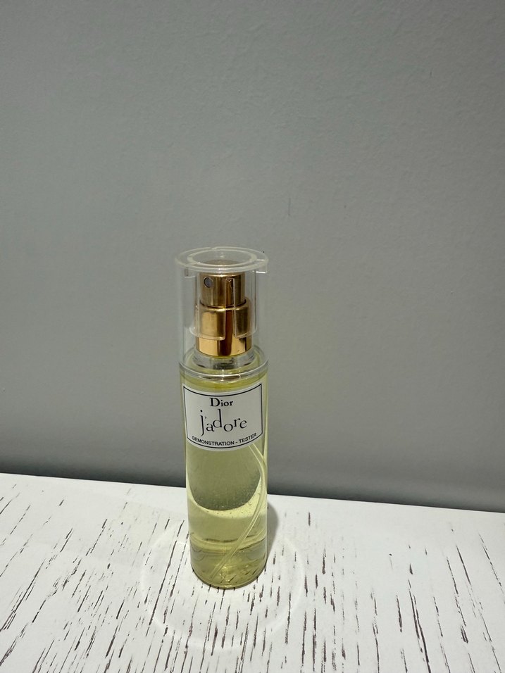 Dior J'adore Kadın Parfümü Tester 45 ml - Görsel 2