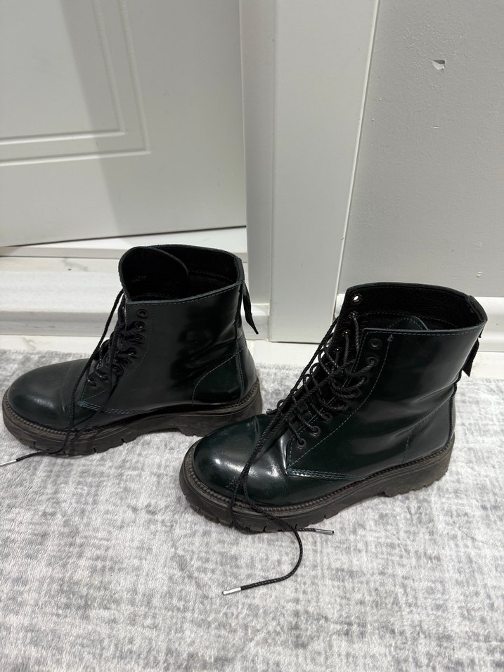 Yeşil Deri Topuklu Botlar - Görsel 2