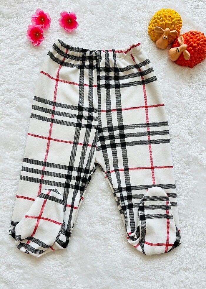 Ekose desenli yenidoğan bebek takımı - Görsel 2