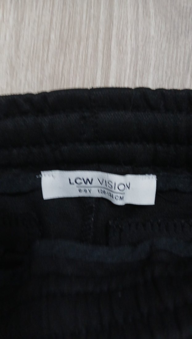 Siyah Kadın Rahat Kesim Kumaş Pantolon - Görsel 2