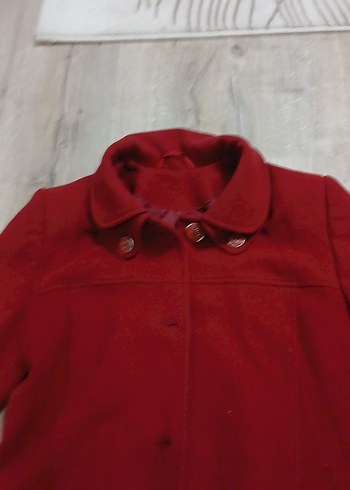 Düğmeli Kırmızı Kadın Kaban - Görsel 2