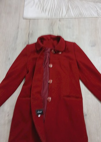 Düğmeli Kırmızı Kadın Kaban - Görsel 3