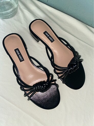 Nine west terlik