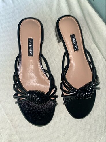 38 Beden Nine west terlik