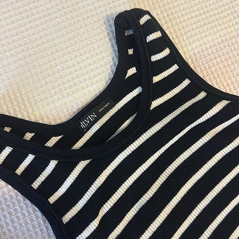 s Beden Mini Crop