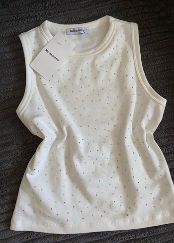 s Beden Beyaz Pamuklu Crop Yeni Etiketli