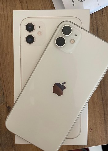 Beyaz İphone 11 tertemiz garantisi devam ediyor