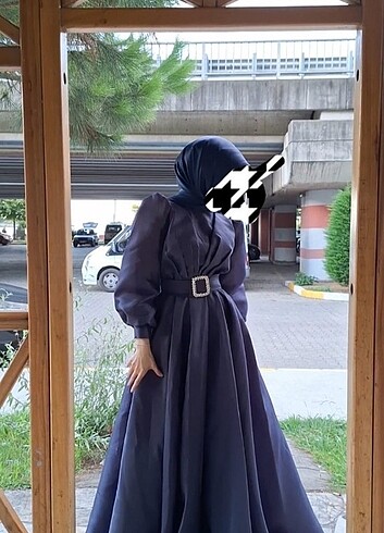 Tafta kumaş abiye elbise 
