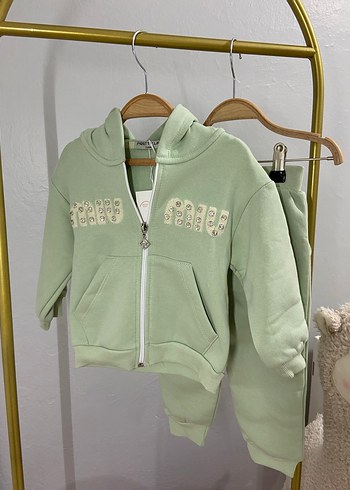 Yeşil Nakışlı Kapüşonlu Kız Eşofman Takımı 2-5 yaş - Görsel 3