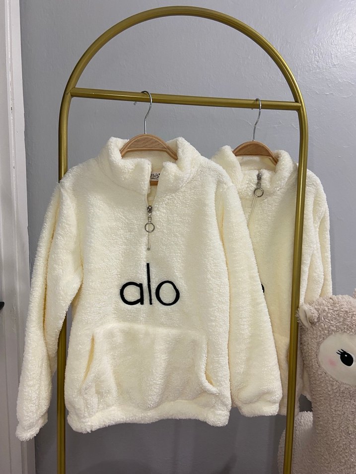 Kız - Erkek Çocuk Kapüşonlu Beyaz Peluş Sweatshirt  8-12 yaş - Görsel 2