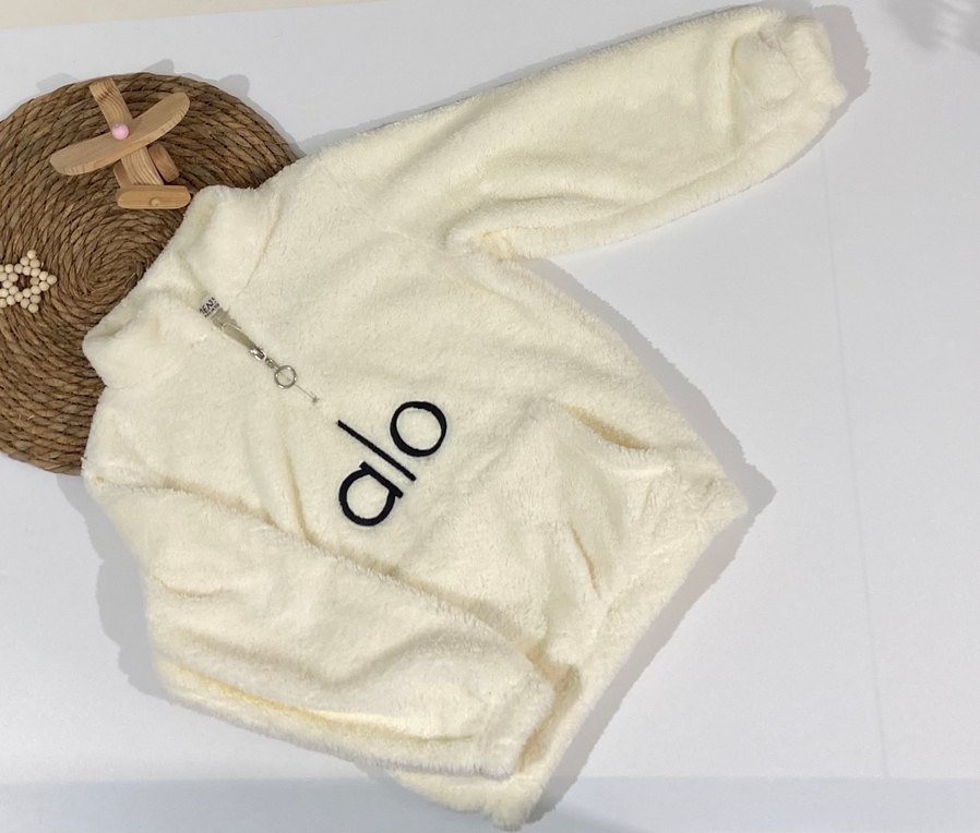 Kız - Erkek Çocuk Kapüşonlu Beyaz Peluş Sweatshirt  8-12 yaş - Görsel 3