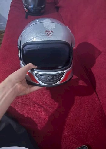 Diger Kırmızı ve beyaz Desenli Motosiklet Kaskı 2 adet fiyatı - Görsel 4