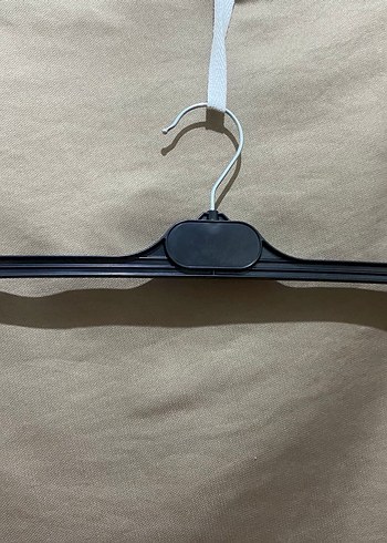 Siyah Plastik Pantolon Askısı - Görsel 2