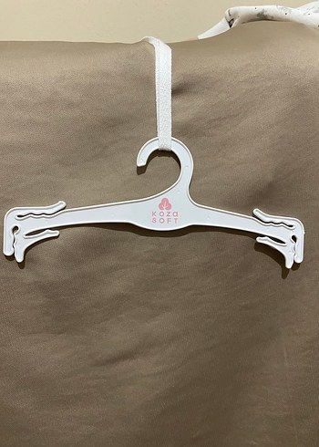 Beyaz ve Gri Askı - Görsel 9