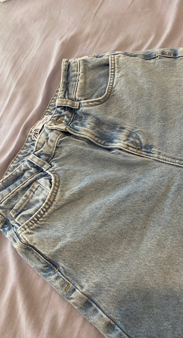 Zara Mavi Jean Düğmeli Bol Kesim Jean - Görsel 4