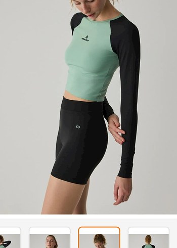 Urban Outfitters Urban Beat Kadın Siyah-Yeşil Uzun Kollu Mini Atlet