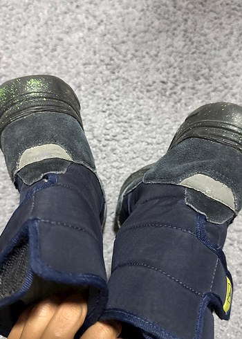31 Beden Mavi Çocuk Lastik Botlar Tokalı