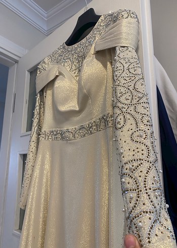 Uzun Kollu Beyaz Drapeli Nişan Elbisesi - Görsel 5