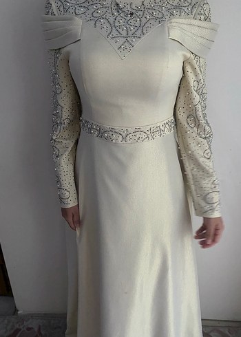 Uzun Kollu Beyaz Drapeli Nişan Elbisesi - Görsel 2