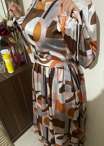 Çok Renkli Uzun Drapeli Kadın Elbise - Görsel 3