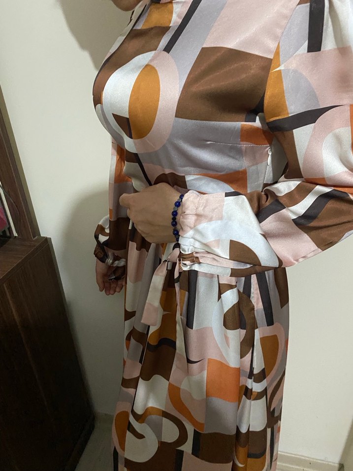 Çok Renkli Uzun Drapeli Kadın Elbise - Görsel 4