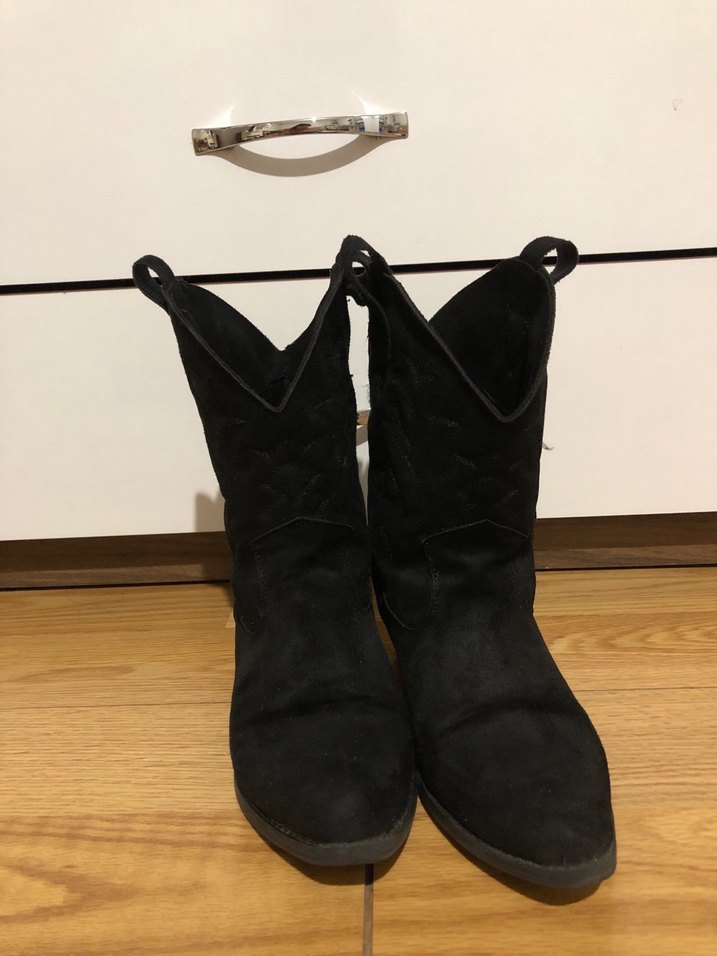 Siyah Süet Kadın Gotik Topuklu Bot - Görsel 3