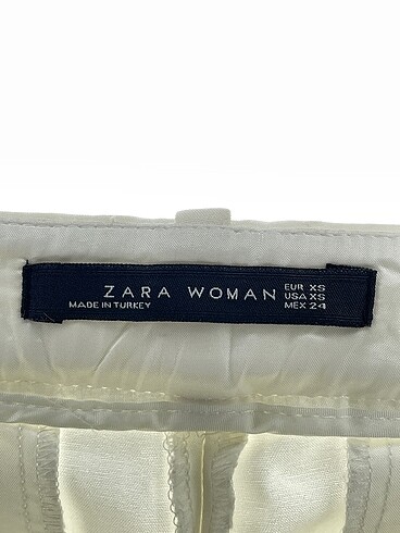 xs Beden beyaz Renk Zara Kumaş Pantolon %70 İndirimli.