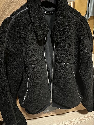 Zara mont