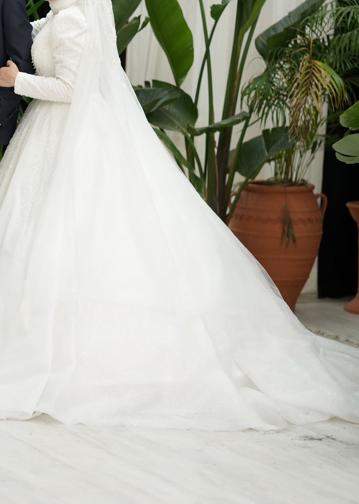 İnci İşlemeli Beyaz Uzun Kollu Gelinlik - Görsel 3