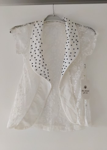 Kız Çocuk Beyaz Dantel İşlemeli Bolero - Görsel 3