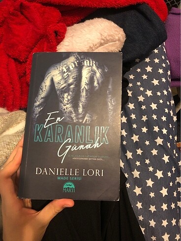 En Karanlık Günah Danielle Lori