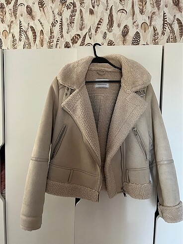Stradivarius kürklü mont