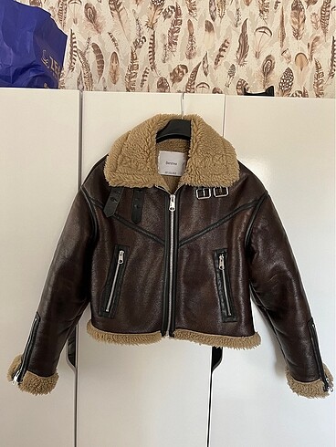 Bershka biker mont modeli çok güzel