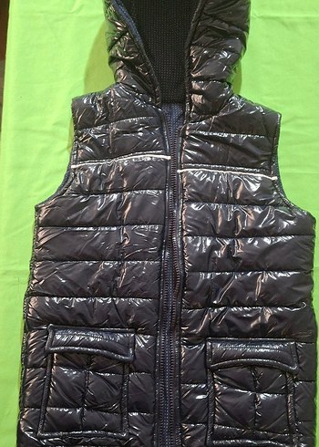 Siyah Kadın Kapüşonlu Fermuarlı Yelek - Görsel 2