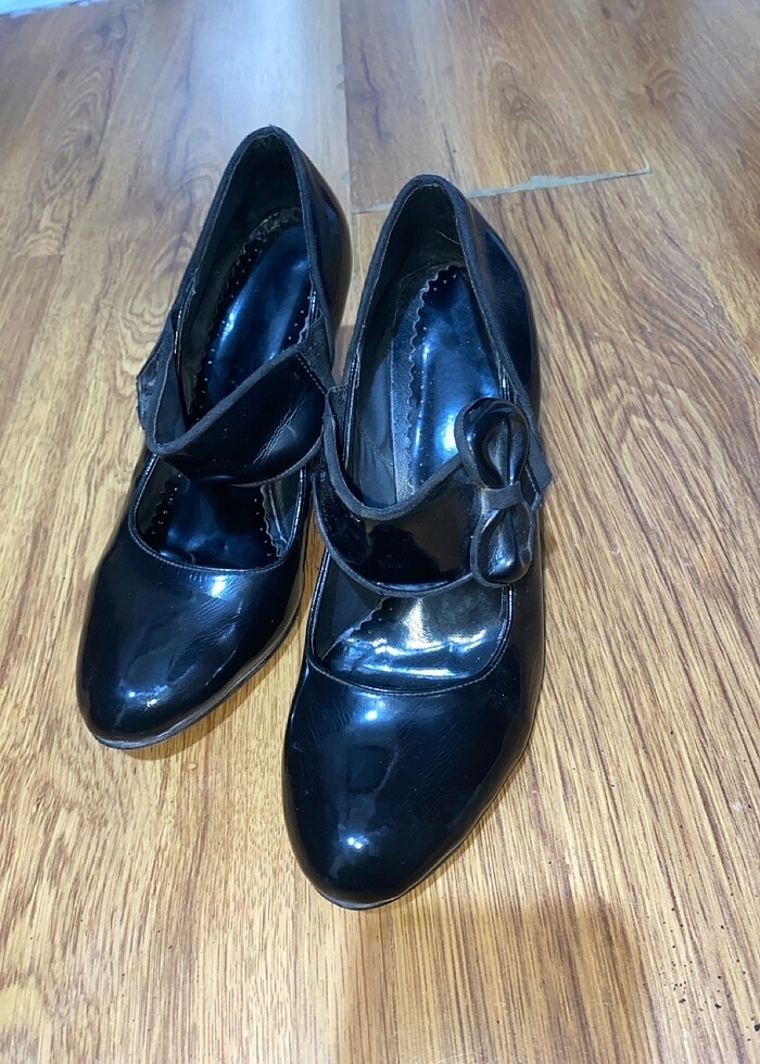 Siyah topuklu - Görsel 3