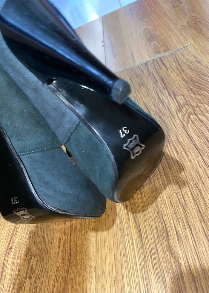 Yeşil topuklu ayakkabı - Görsel 5