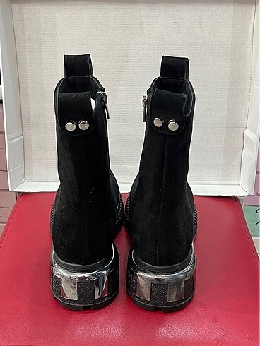 38 Beden siyah Renk Kadın süet yarım bot