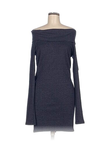 Zara Kısa Elbise %70 İndirimli.