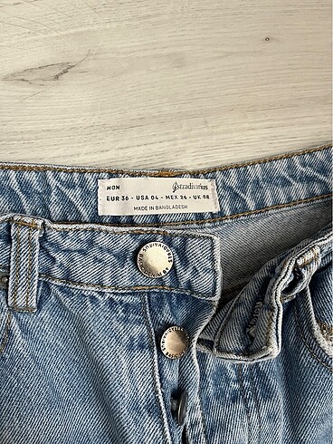 Stradivarius Stradivarius jean pantolon