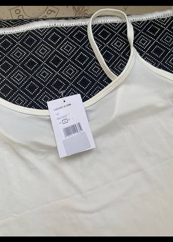 Beyaz İnce Askılı Pamuklu Basic Atlet - Görsel 2