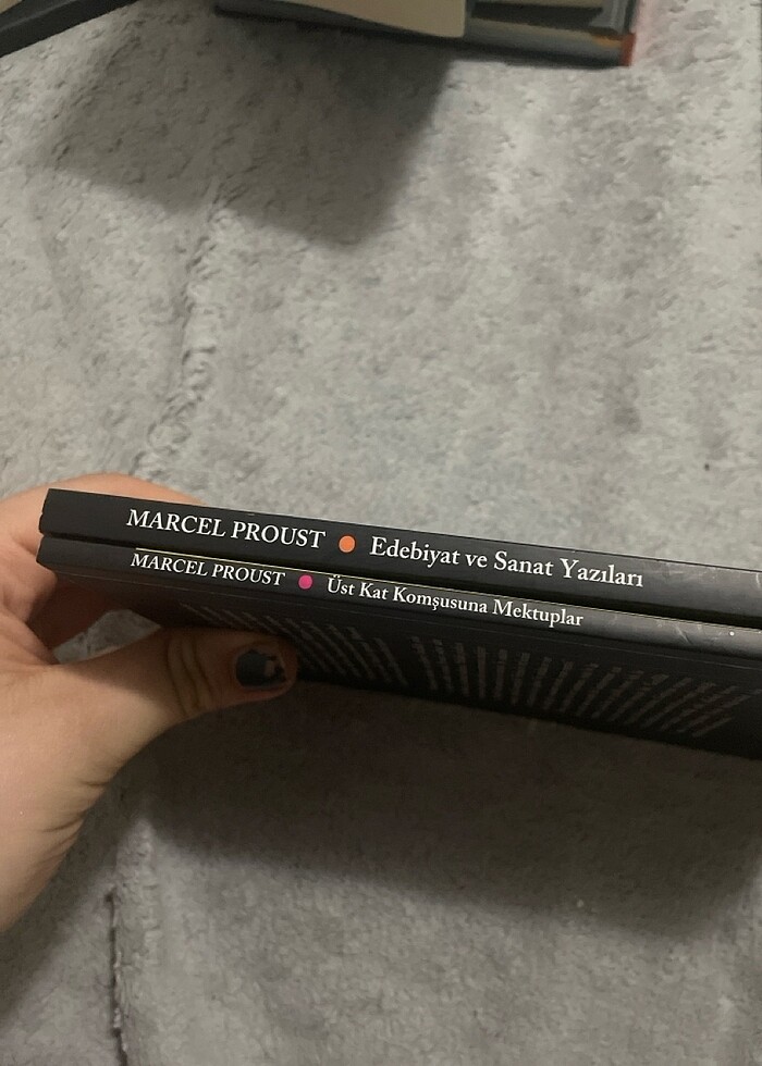 Marcel Proust 
Edebiyat ve Sanat Yazıları
Üst Kat Komşusuna Me - Görsel 4