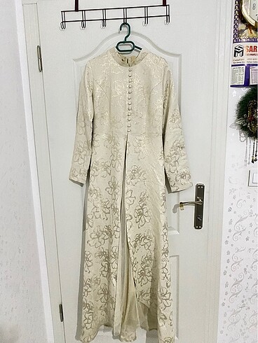 Diğer Kaftan tarzı tesettür elbise