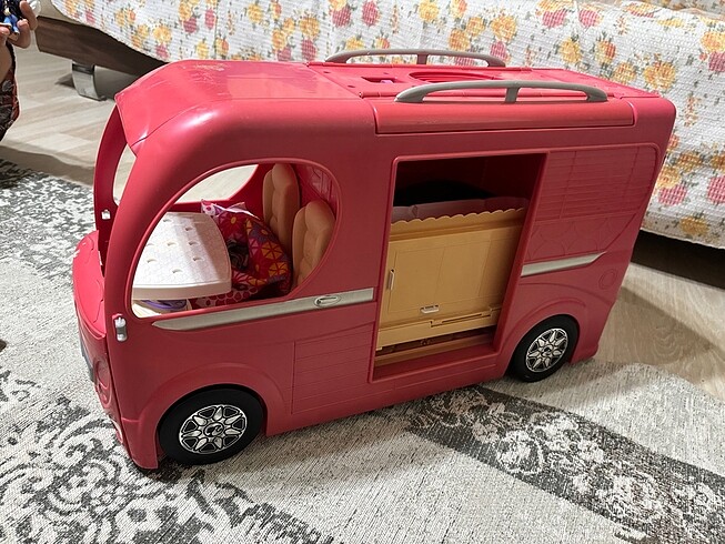 Barbie Karavan
