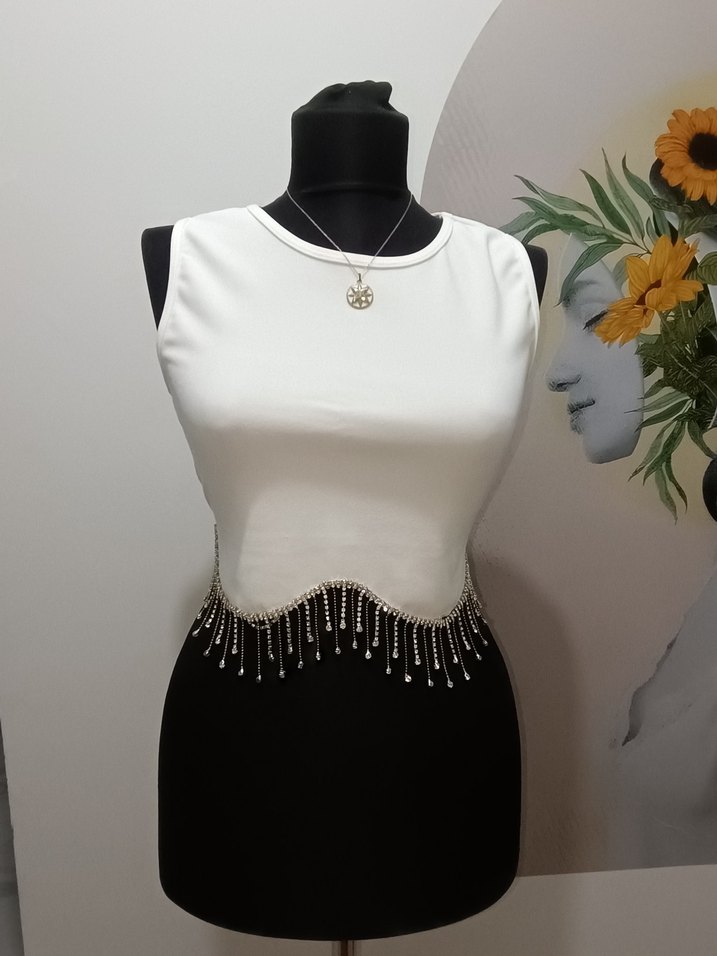 Beyaz Payetli Kadın Vücut Zinciri - Görsel 2