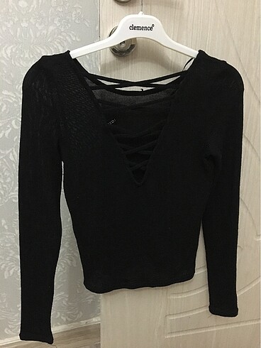 H&M Sırt kısmı açık t-shrt