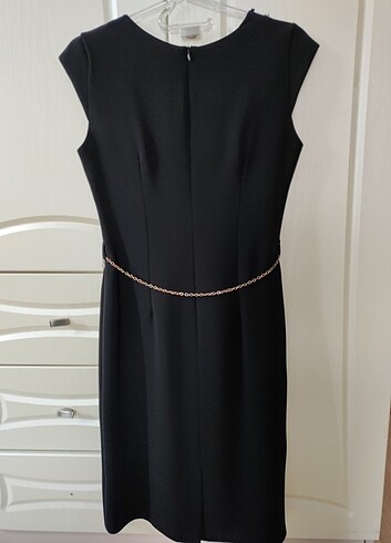 Siyah Elbise - Görsel 4