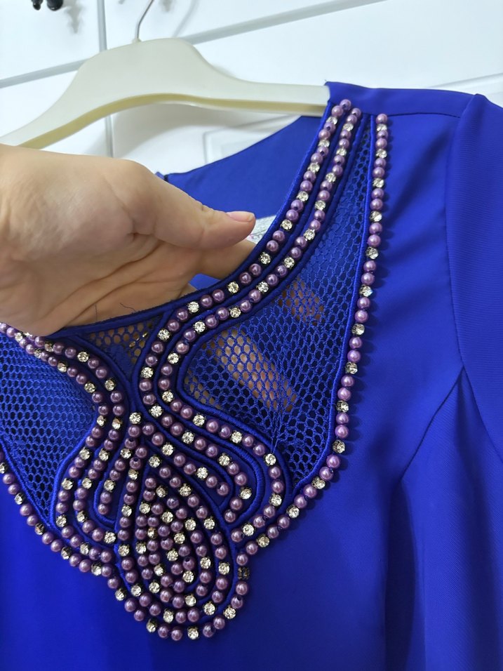 Boncuk İşlemeli Lacivert Midi Elbise - Görsel 3